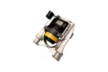 ENGINE MOUNT
